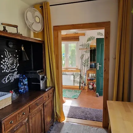 Dom wakacyjny Dom Nad Rzeką Legą