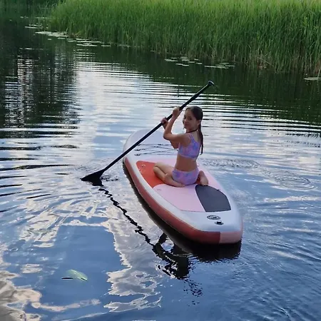 Dom wakacyjny Dom Nad Rzeką Legą *