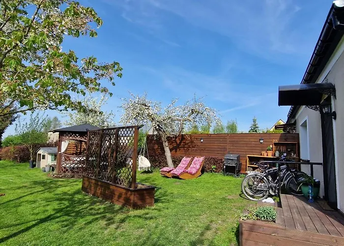 Holiday home Dom Nad Rzeka Lega *